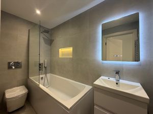 Photo 9- click for photo gallery